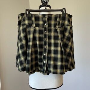 Hot Topic 2X Plaid Skirt  girly concert emo scene punk music festival rocker